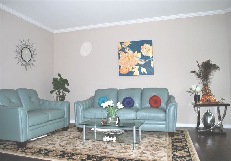 1809 Hancock Rd, Cary, NC 27519