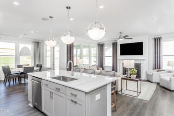 1809 Hyacinth Ln, Fuquay Varina, NC 27526