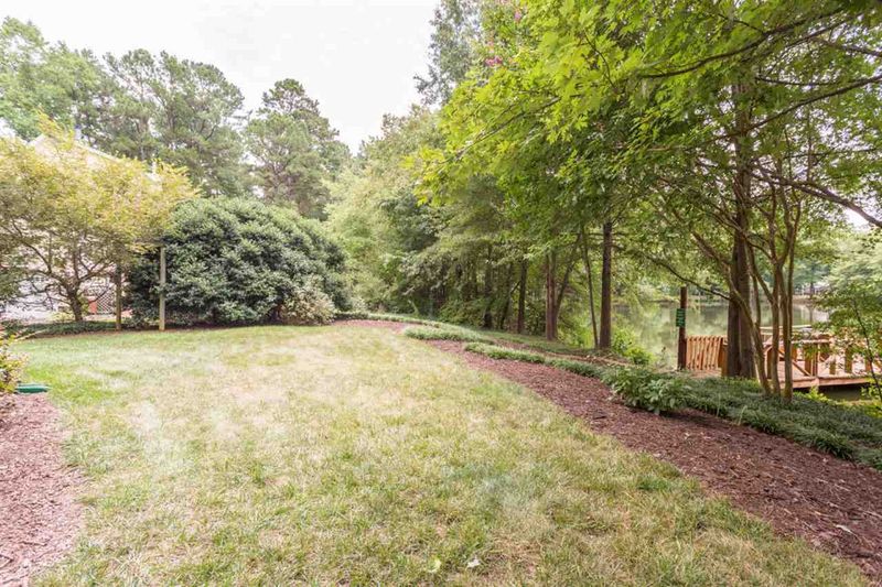 1809 Lemon Springs Ct, Raleigh, NC 27612