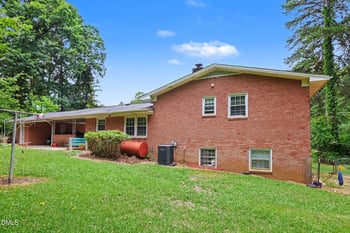 1809 Pinedale Dr, Raleigh, NC 27603