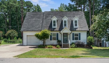 1809 Saddlewood Ln, Sanford, NC 27330