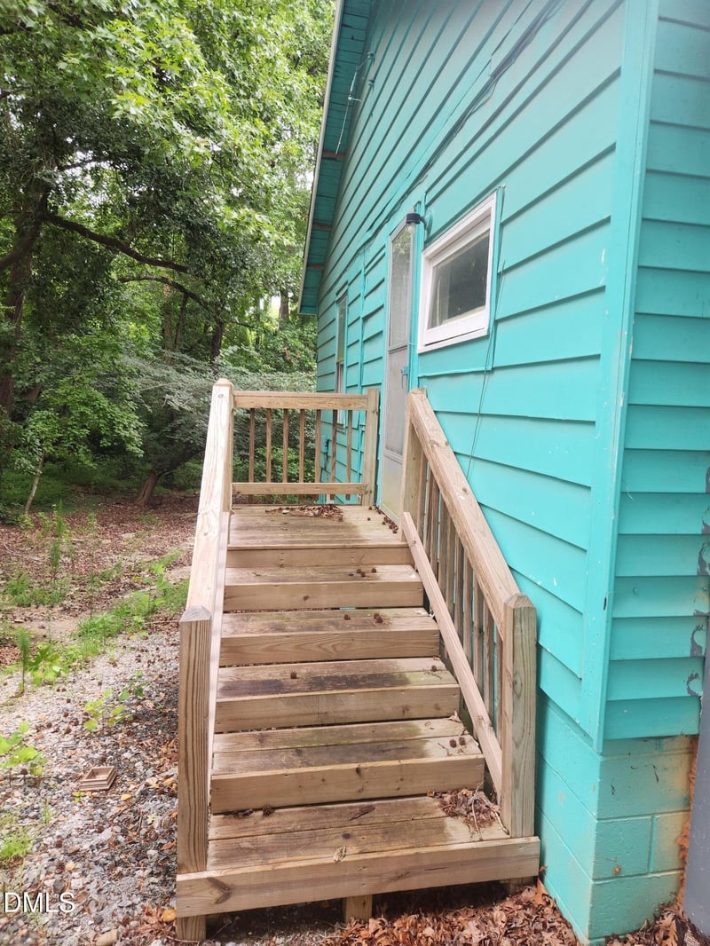 1809 Salem St, Apex, NC 27523