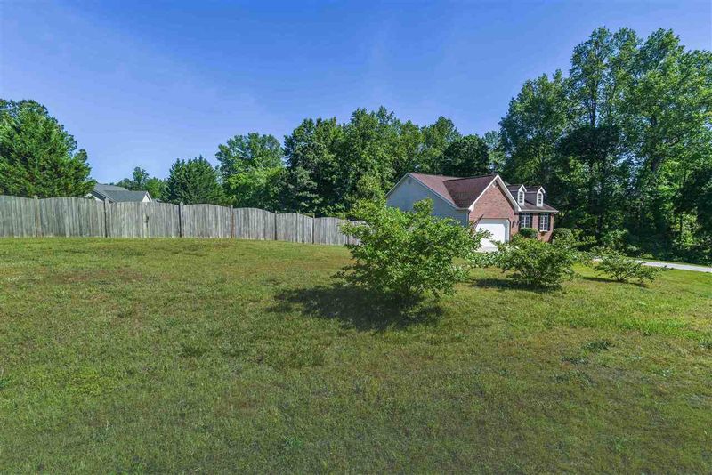 1809 Sun Star Dr, Raleigh, NC 27610