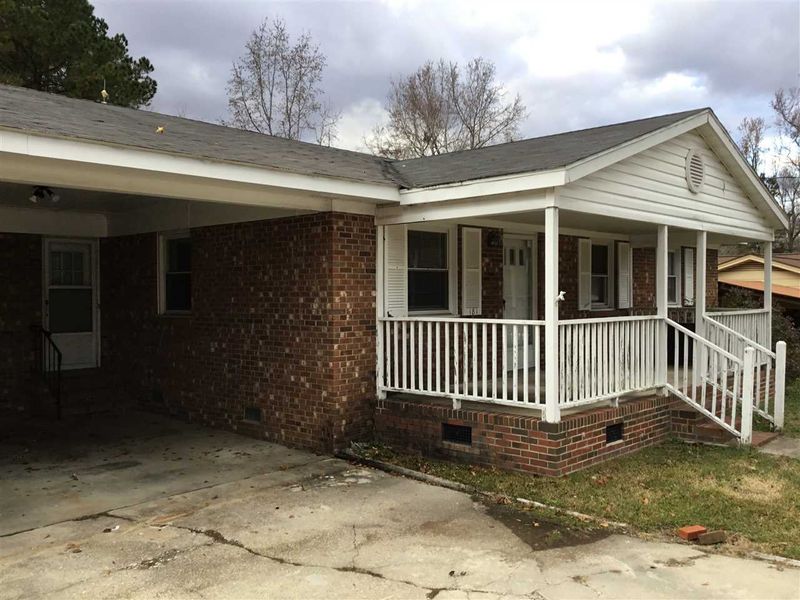 181 N Alan St, Angier, NC 27501