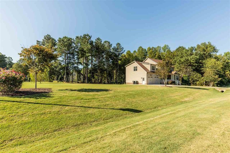 181 Corvina Dr, Clayton, NC 27520