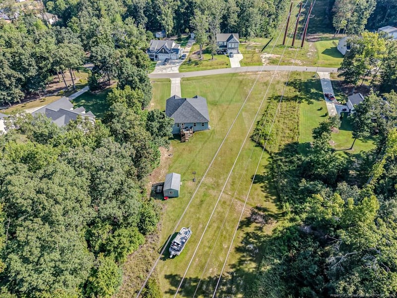 181 Greenwich Dr, Sanford, NC 27330