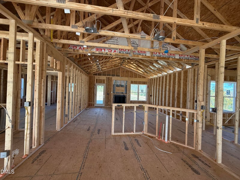 181 Royal Ave, Selma, NC 27576