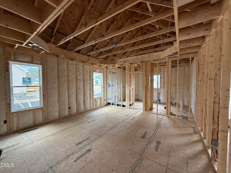 181 Royal Ave, Selma, NC 27576