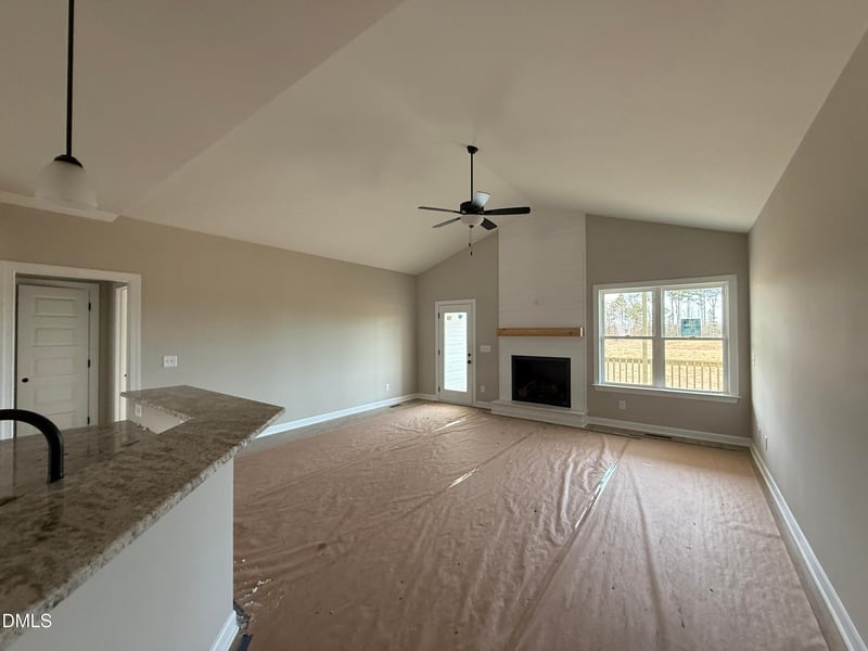 181 Royal Ave, Selma, NC 27576