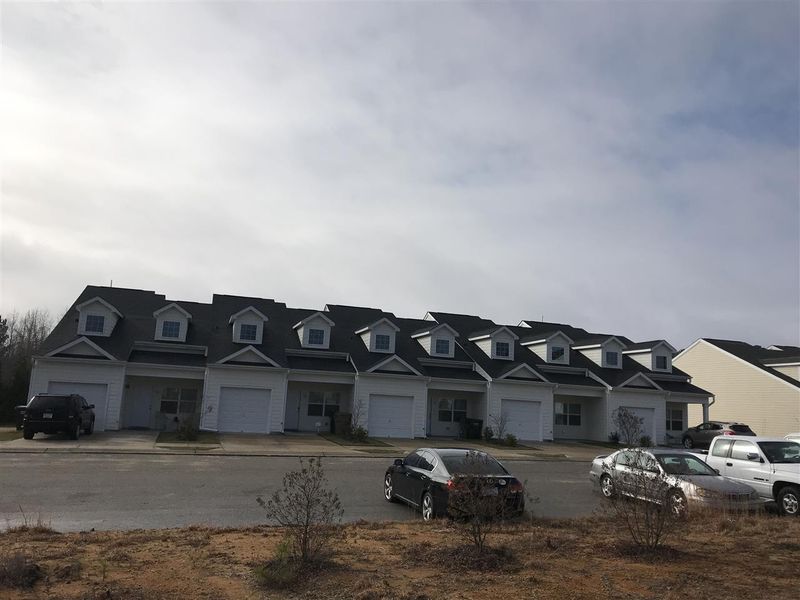181 Sunnyview Ln, Clayton, NC 27520