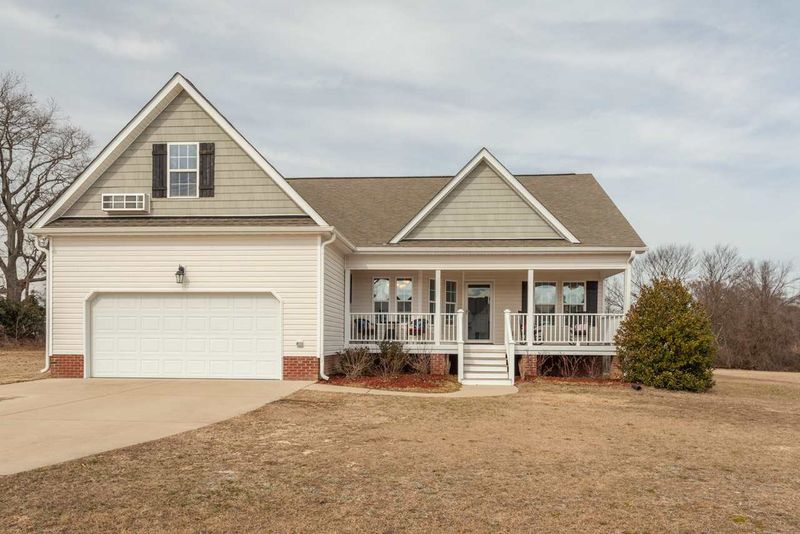 181 Topsail Dr, Angier, NC 27501