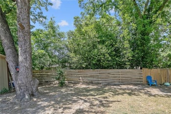 1810 Ashton Rd, Fayetteville, NC 28304