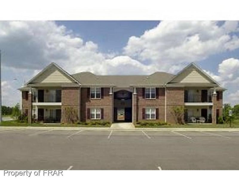 1810 Balmoral Dr, Fayetteville, NC 28304