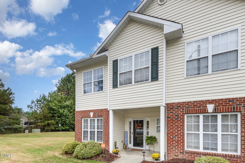 1810 Eagle Beach Ct, Raleigh, NC 27610