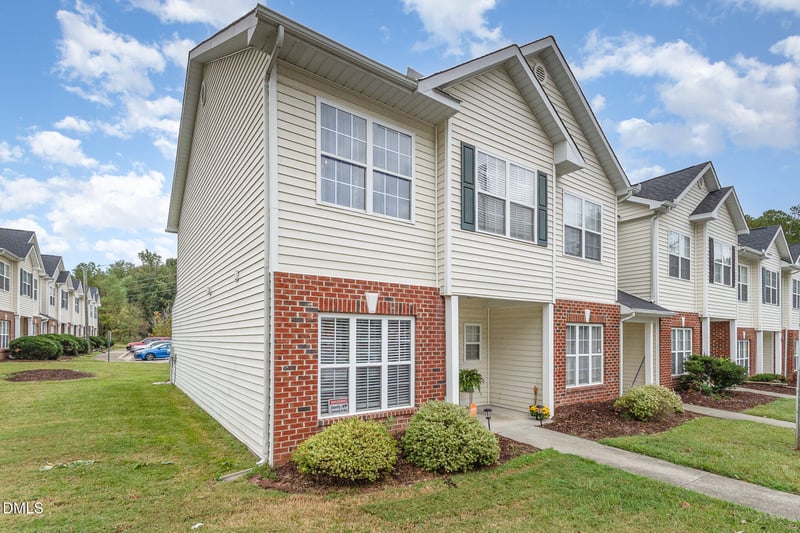 1810 Eagle Beach Ct, Raleigh, NC 27610