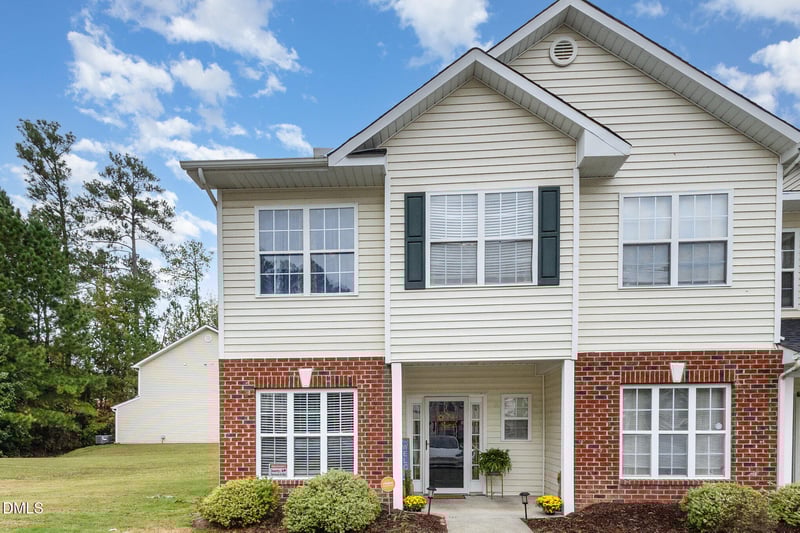 1810 Eagle Beach Ct, Raleigh, NC 27610