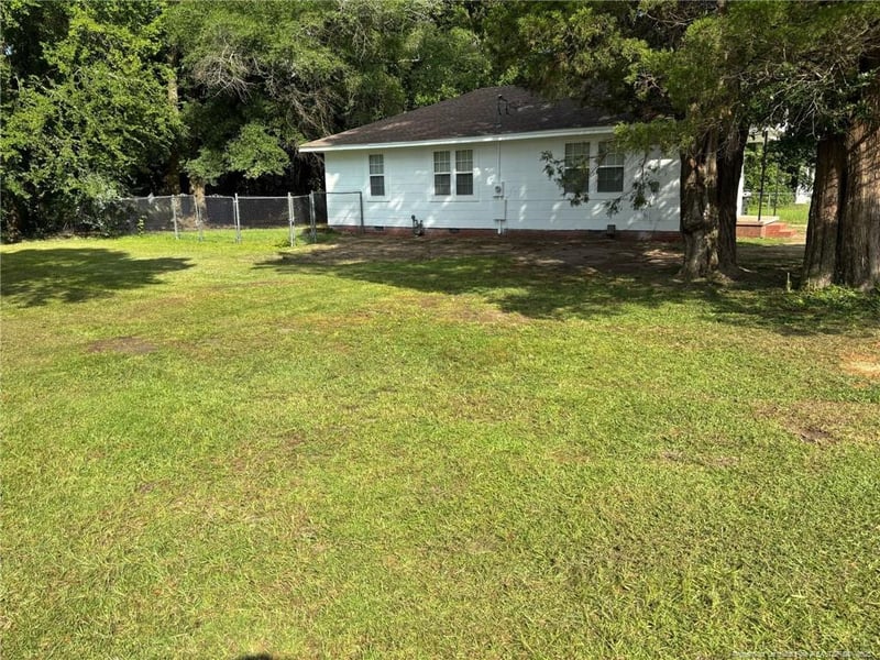 1810 Murchison Rd, Fayetteville, NC 28301