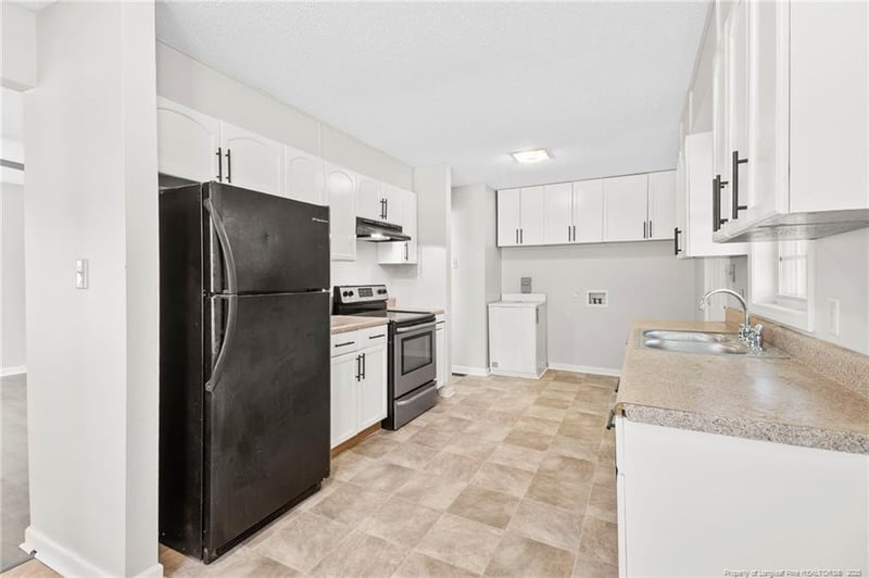 1810 Murchison Rd, Fayetteville, NC 28301