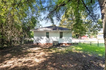 1810 Murchison Rd, Fayetteville, NC 28301