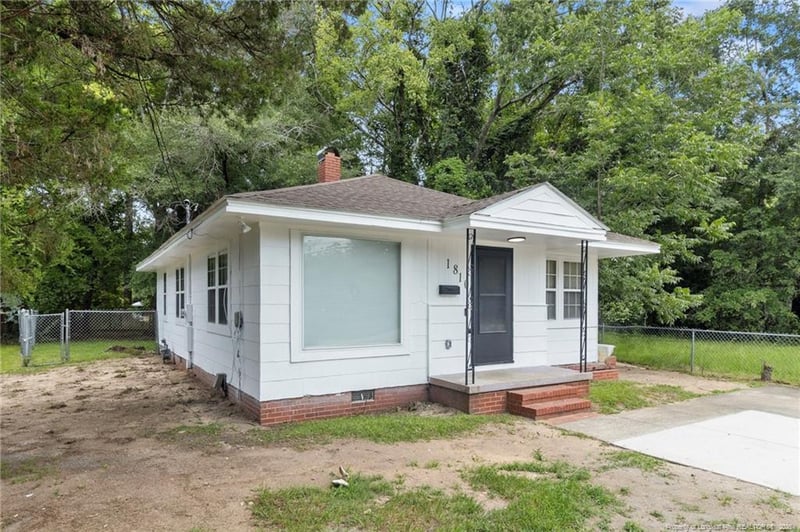 1810 Murchison Rd, Fayetteville, NC 28301