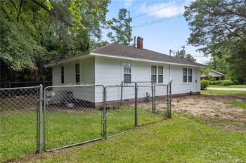 1810 Murchison Rd, Fayetteville, NC 28301