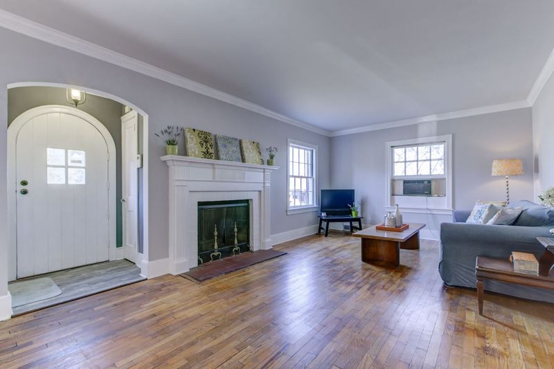 1810 N Roxboro St, Durham, NC 27701