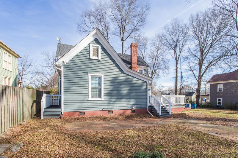 1810 Vale St, Durham, NC 27703