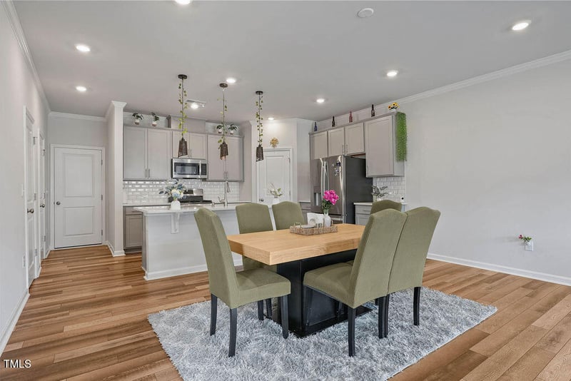 1811 Aspen River Ln, Apex, NC 27502