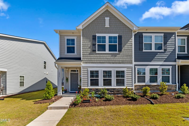 1811 Aspen River Ln, Apex, NC 27502