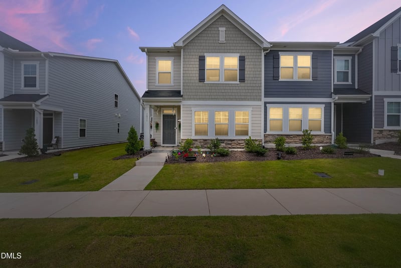 1811 Aspen River Ln, Apex, NC 27502