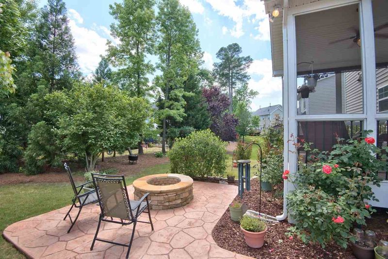 1811 Carnation Dr, Durham, NC 27703