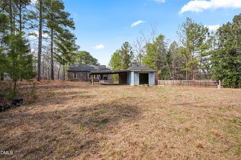 1811 Carthage St, Sanford, NC 27330