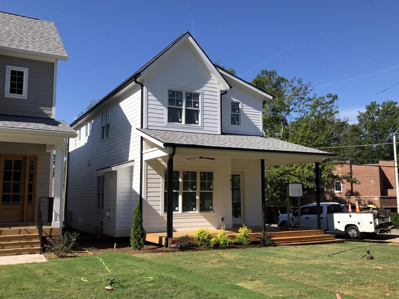 1811 Fairview Rd, Raleigh, NC 27608