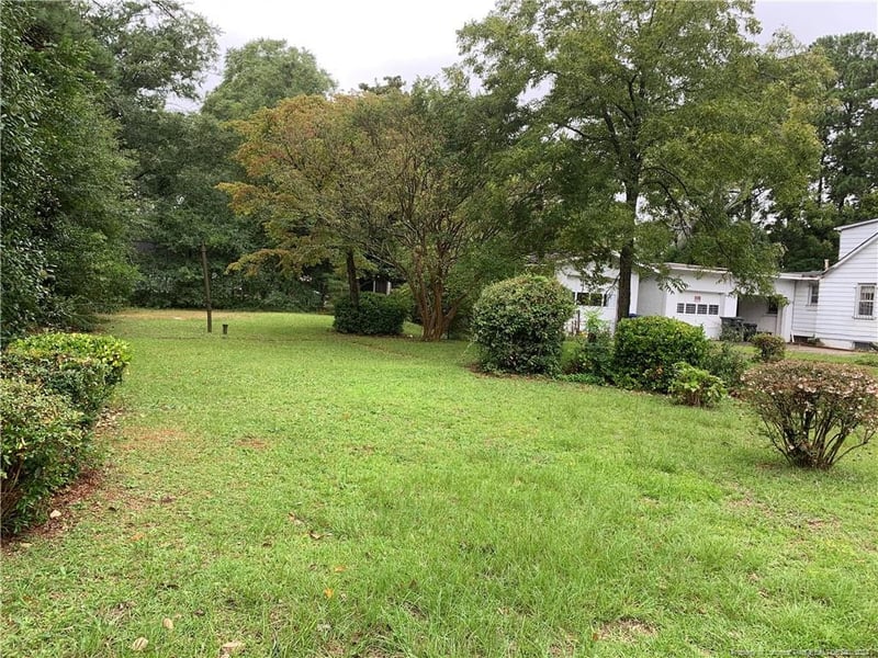 1811 Harris St, Fayetteville, NC 28301