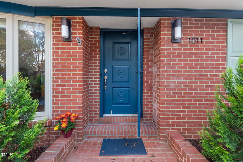 1811 Kirkwood Dr, Durham, NC 27705