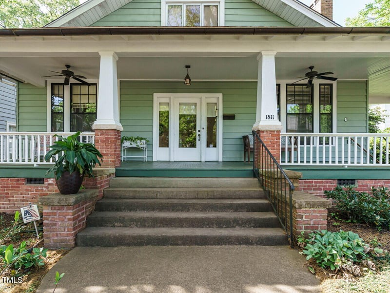 1811 Park Dr, Raleigh, NC 27605