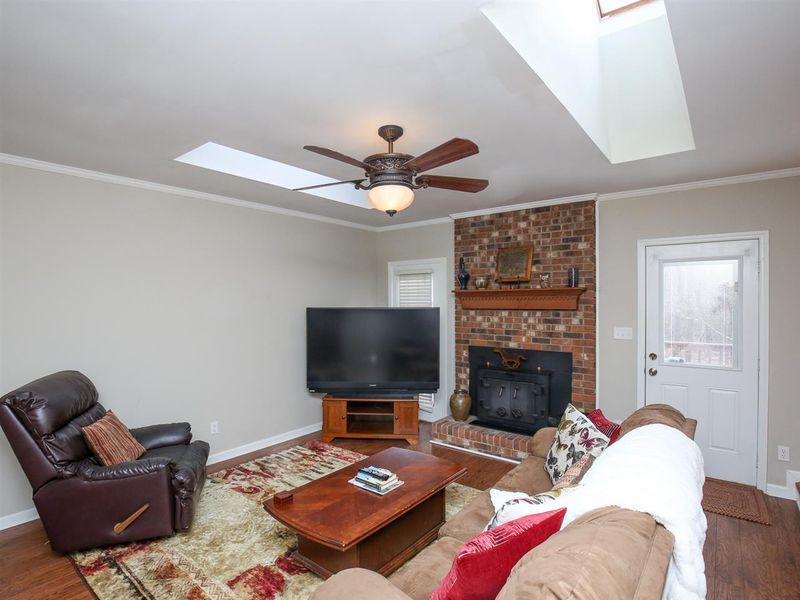 1811 Southview Rd, Durham, NC 27703