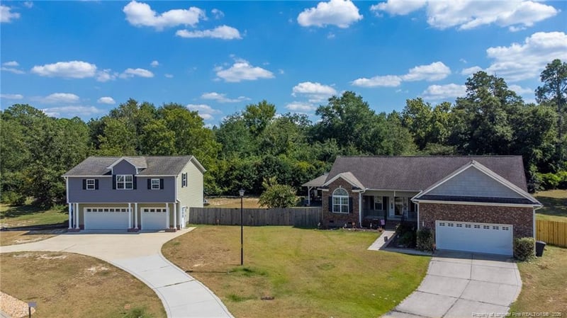 1812 Citidancer Ct, Hope Mills, NC 28348