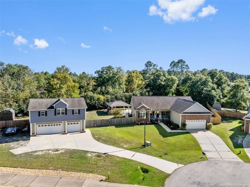 1812 Citidancer Ct, Hope Mills, NC 28348