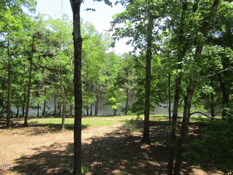 1812 Crepe Myrtle Dr, Sanford, NC 27330