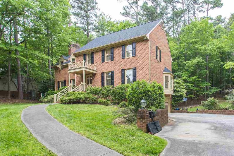 1812 Grande Oaks Pl, Durham, NC 27712