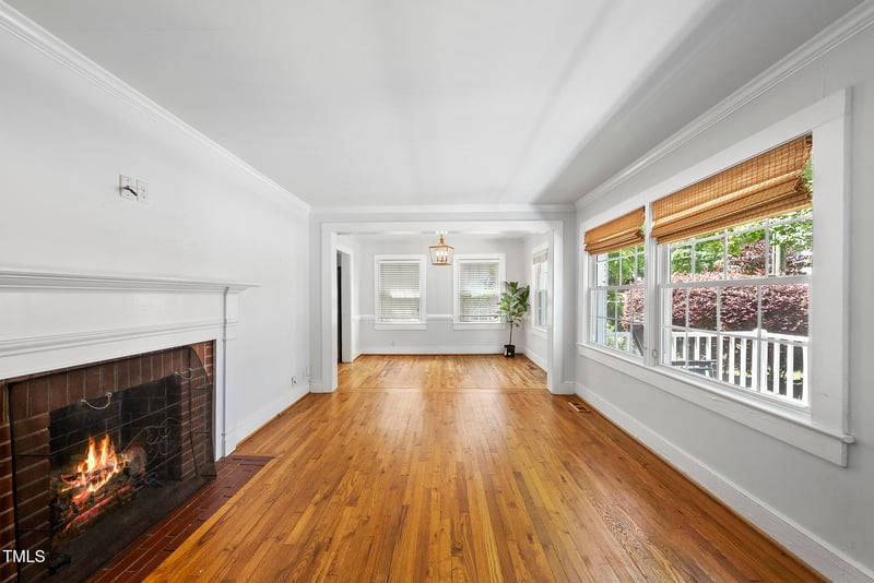 1812 Hilton St, Raleigh, NC 27608
