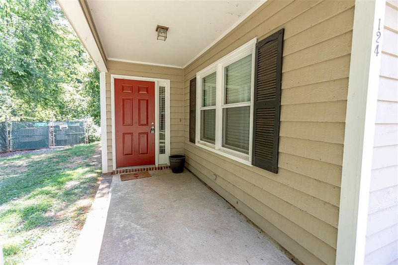 1812 Orange Grove Rd, Hillsborough, NC 27278