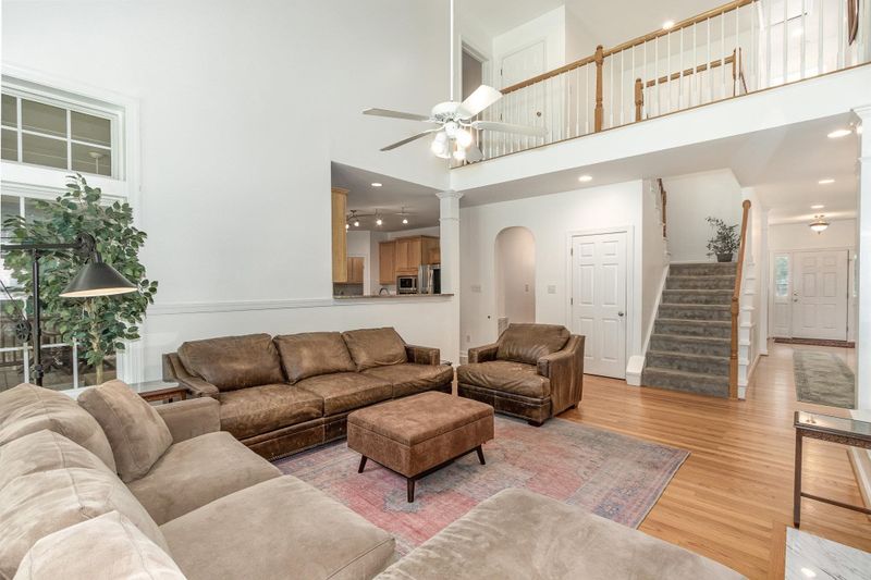 1812 Patrick Henry Ln, Hillsborough, NC 27278