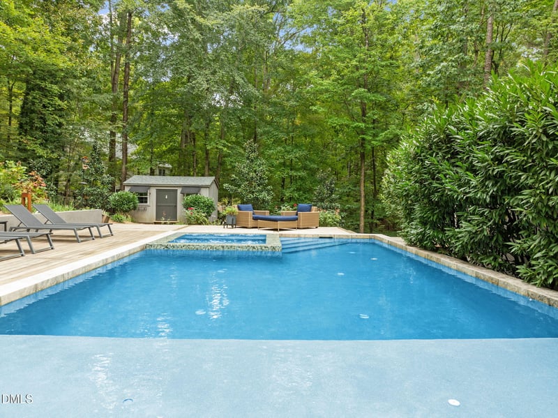 1812 Rolling Rd, Chapel Hill, NC 27514