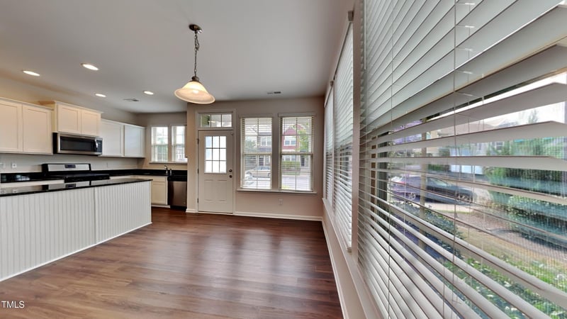 1812 Shady Oaks Dr, Wendell, NC 27591