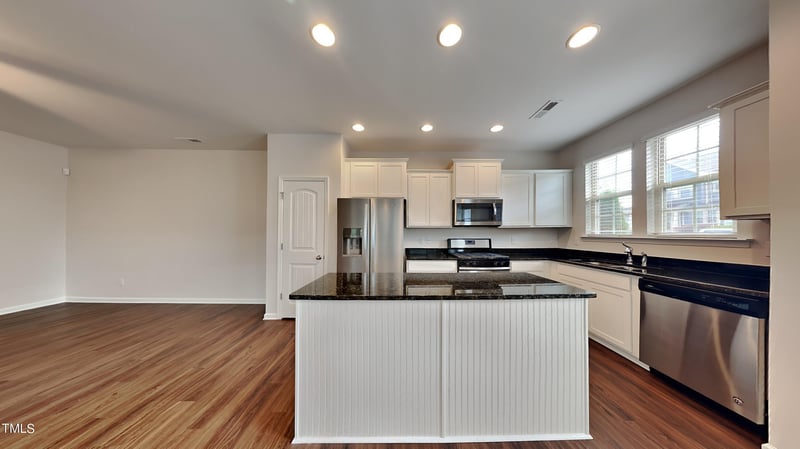 1812 Shady Oaks Dr, Wendell, NC 27591