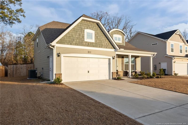 1812 Stackhouse Dr, Fayetteville, NC 28314