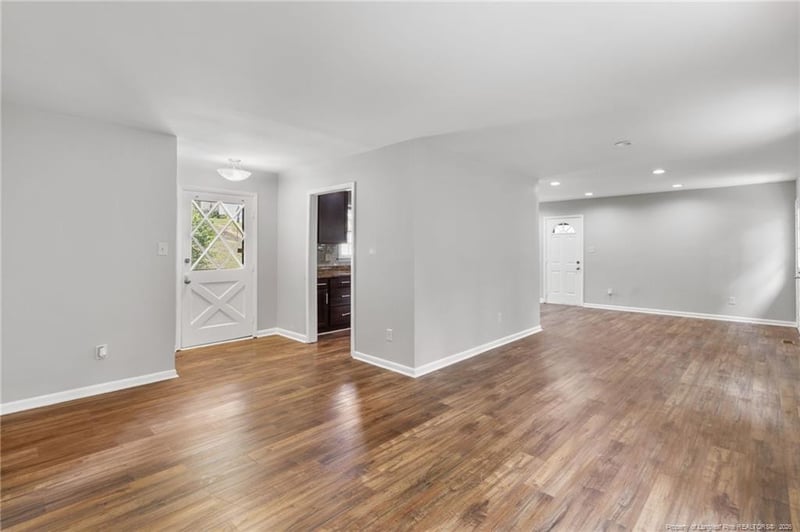 1812 Swann St, Fayetteville, NC 28303