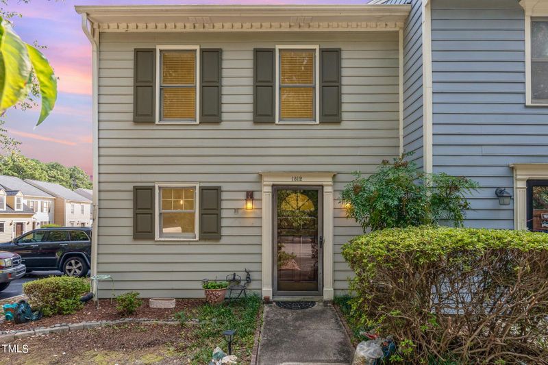 1812 Township Cir, Raleigh, NC 27609